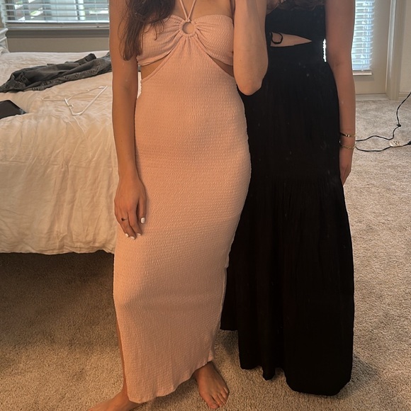 Bloomingdale’s light pink cut out beach maxi dress size small - Picture 2 of 13